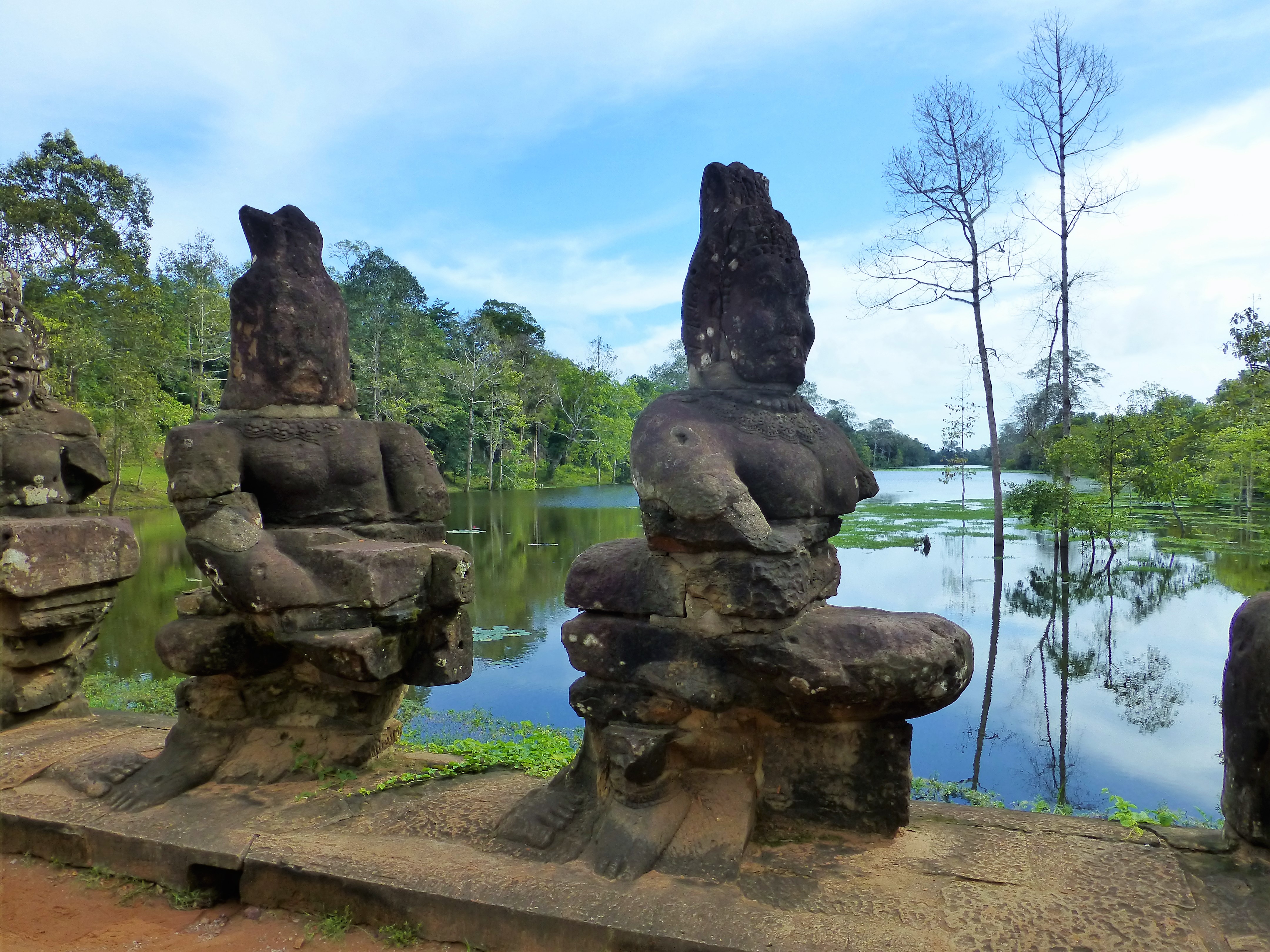 Visiting Angkor Wat, Cambodia - Siem Reap Visiting Angkor Wat, Cambodia - Siem Reap