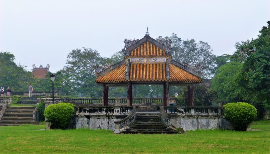 Hue, de keizerlijke stad in Vietnam bezoeken