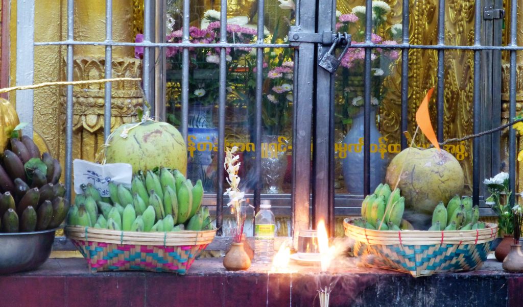 Shwemokhta pagoda – Pathein