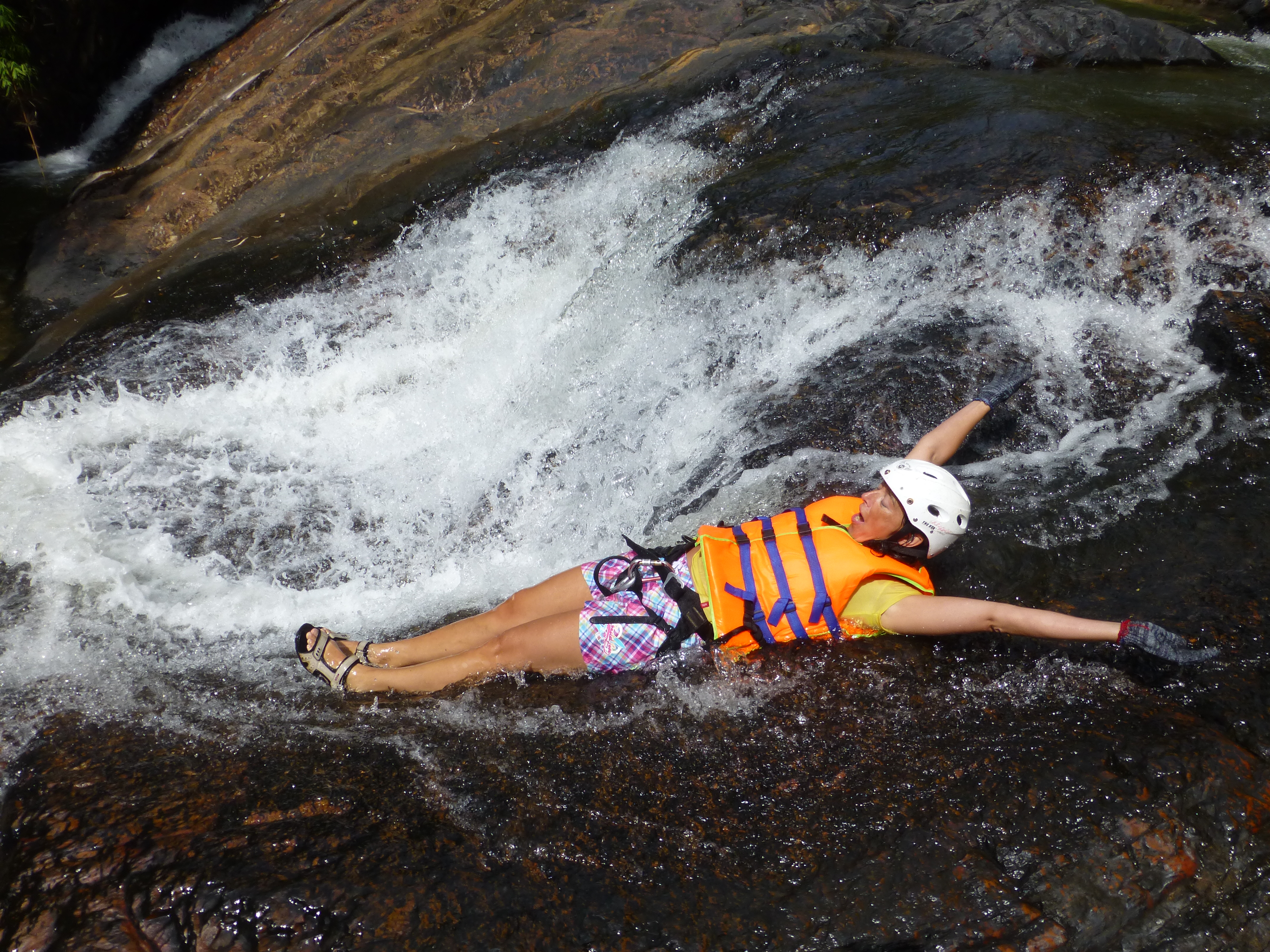 Canyoning in Dalat - Vietnam Canyoning in Dalat - Vietnam