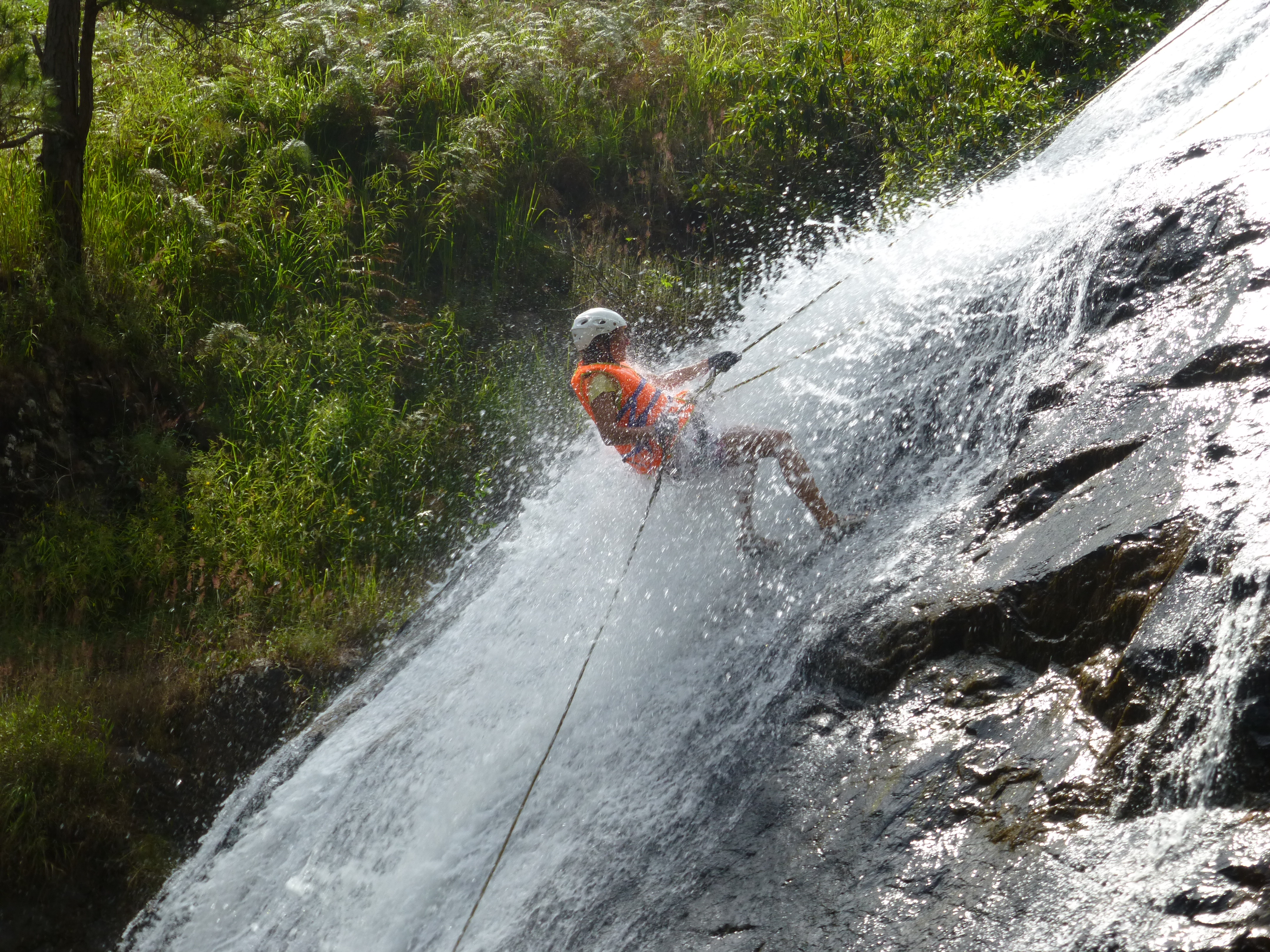 Canyoning in Dalat - Vietnam Canyoning in Dalat - Vietnam