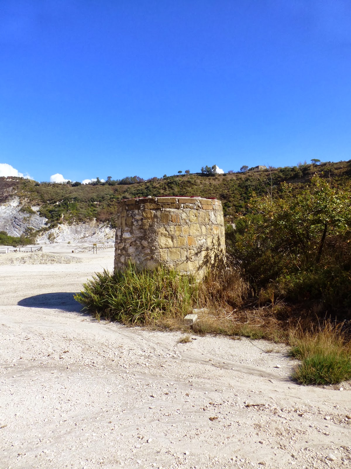 Phlegrean Fields, Napoli - Italy Phlegrean Fields, Napoli - Italy