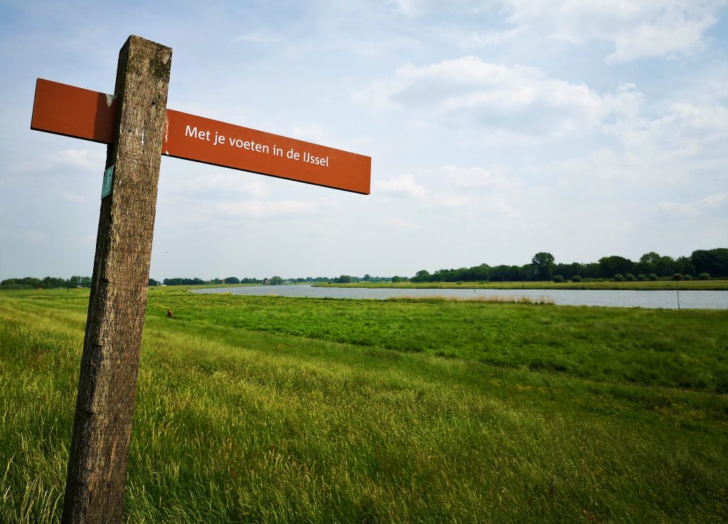 Hiking the Hanzestedenpad - SP11 - Hiking along the river IJssel - The Netherlands