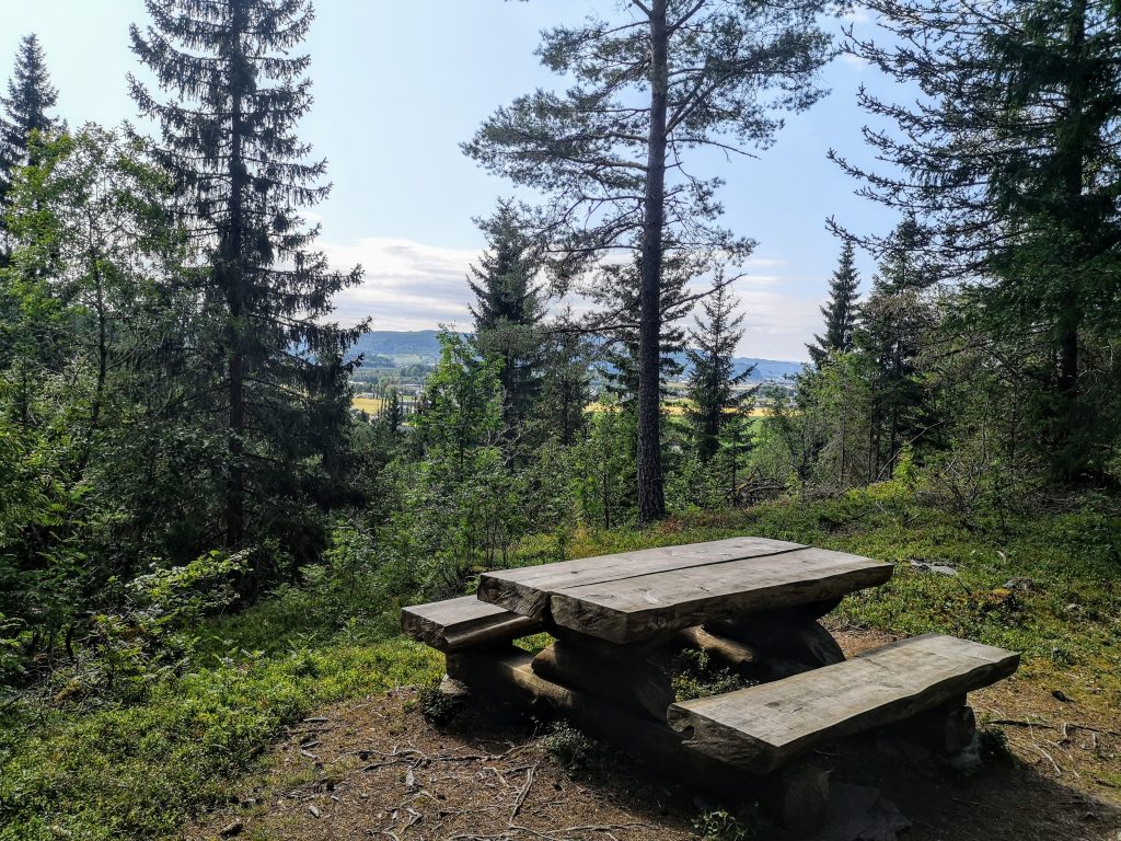 sitting area on the st olavspad