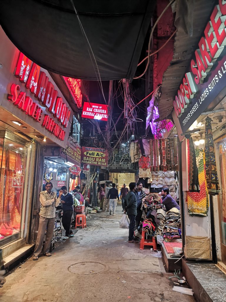 Kailash Saree House in Kalbadevi, Mumbai