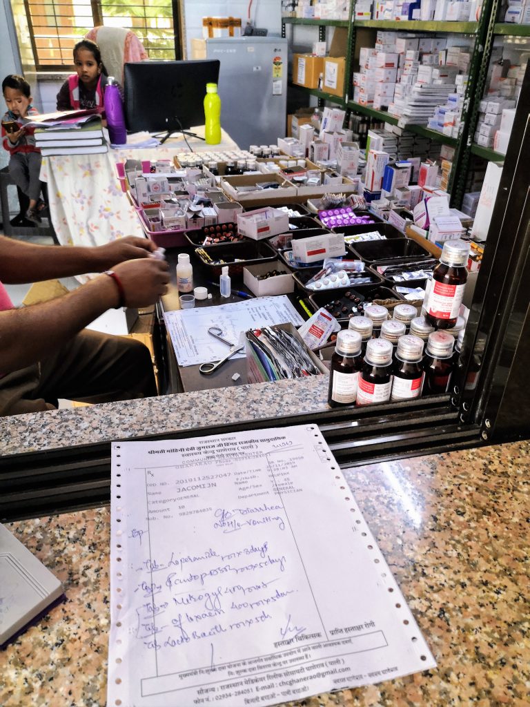 Sick in India : The pharmacy at the hospital