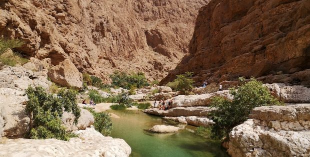Wandelen in de Wadi Shab - Sur, Oman
