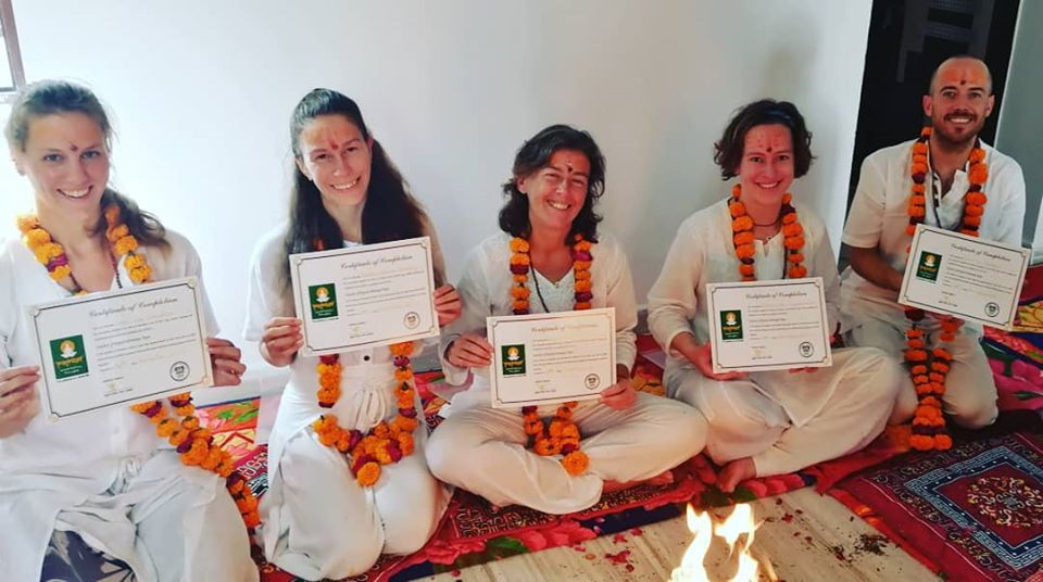 200 RYT yoga cursus in Pushkar