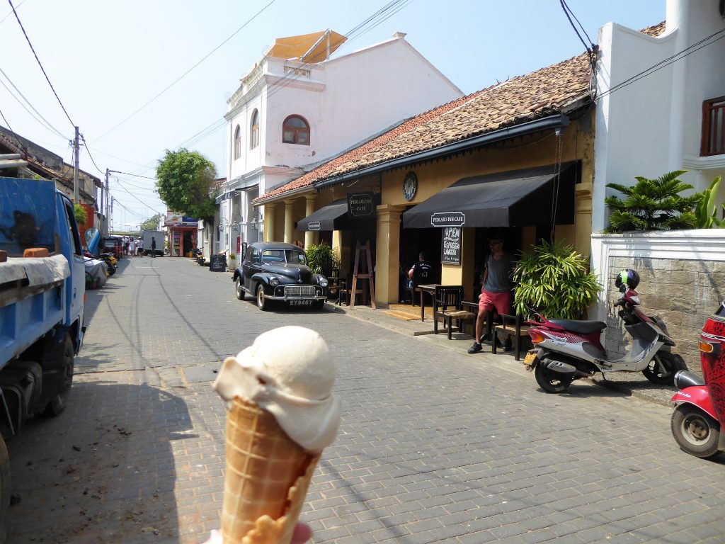 Galle bezoeken en de winkelstraat Leyn baan Cross street