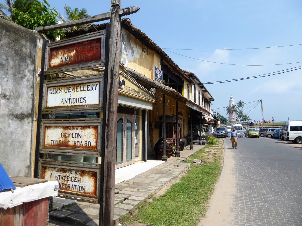 Galle bezoeken en de winkelstraat Leyn baan Cross street