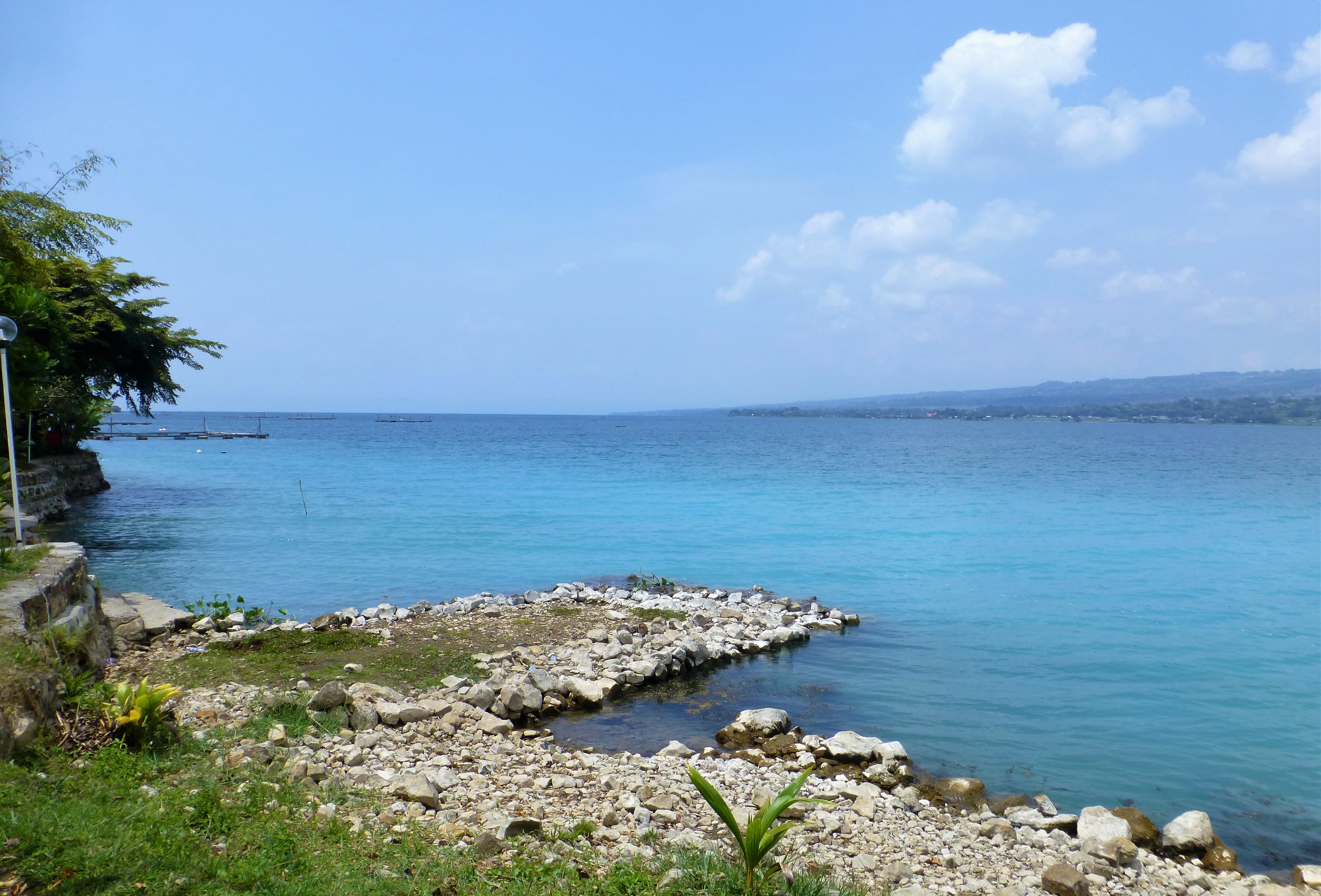 Travel Guide Samosir Island - Go Swim in Lake Toba - Sumatra, Indonesia