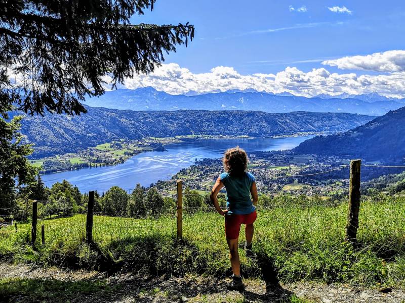 Solo Hiking and Navigating - How do I read the directions? How to follow the footpath properly? - Safe Travel