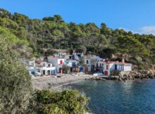 Hiking on the Costa Brava coast