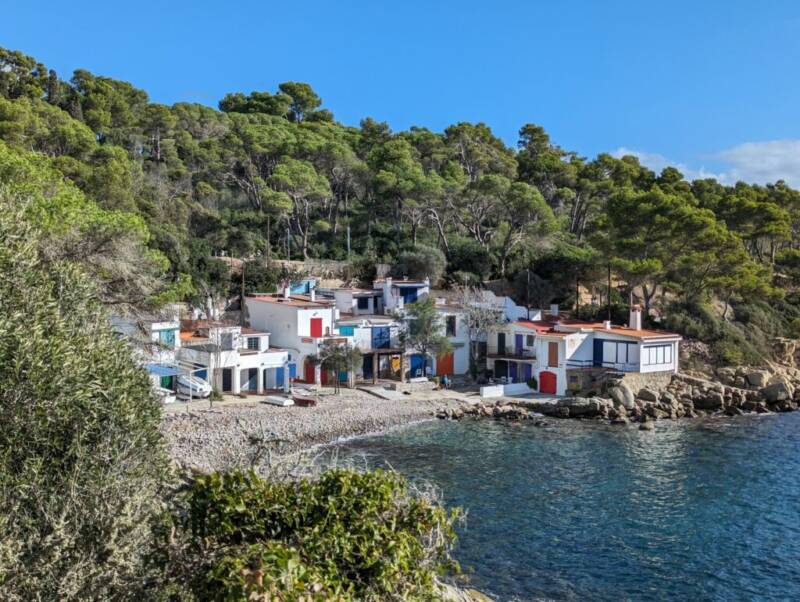 Hiking on the Costa Brava coast