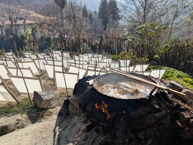 Traditional Crafts in the Himalayas: Discovering Ancient Techniques in Mukto Village (2025)