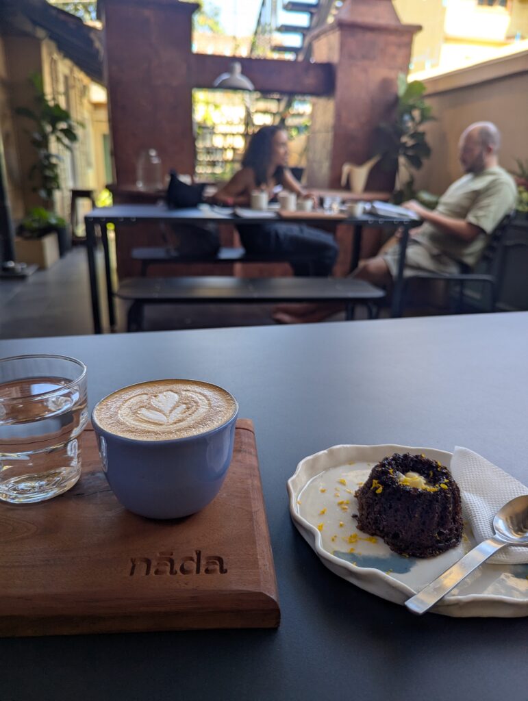 Nada - Art Café & Gallery